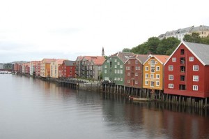 Häuserzeile in Trondheim